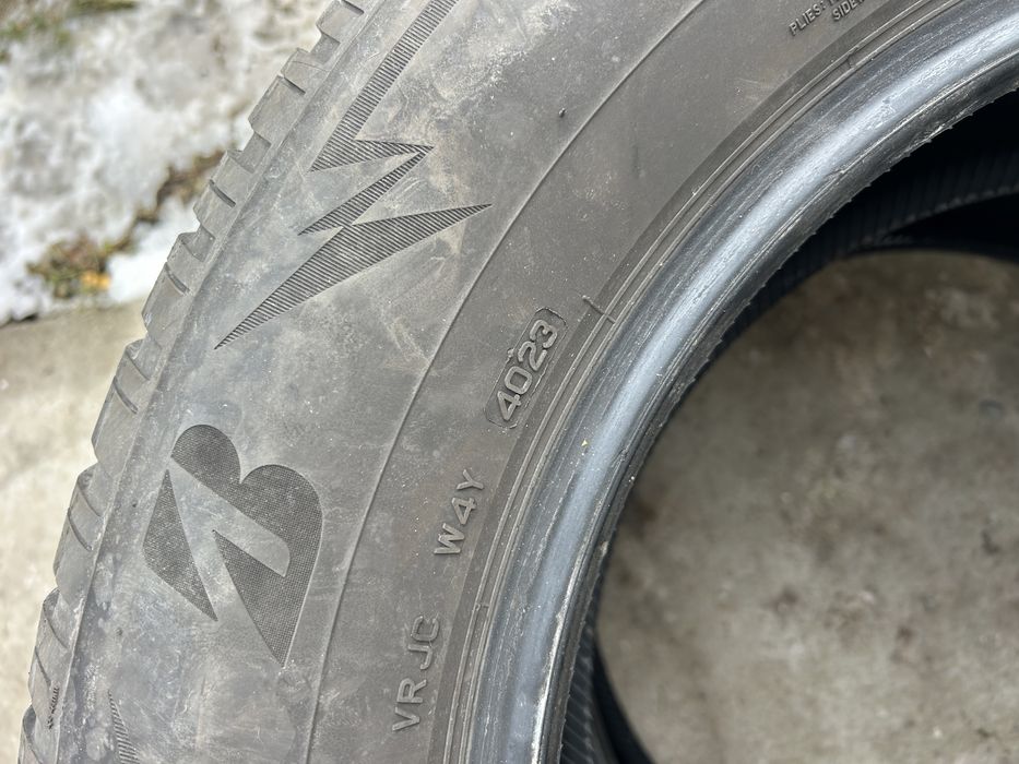 255 60 18 Bridgestone iarna MS dot 2023
