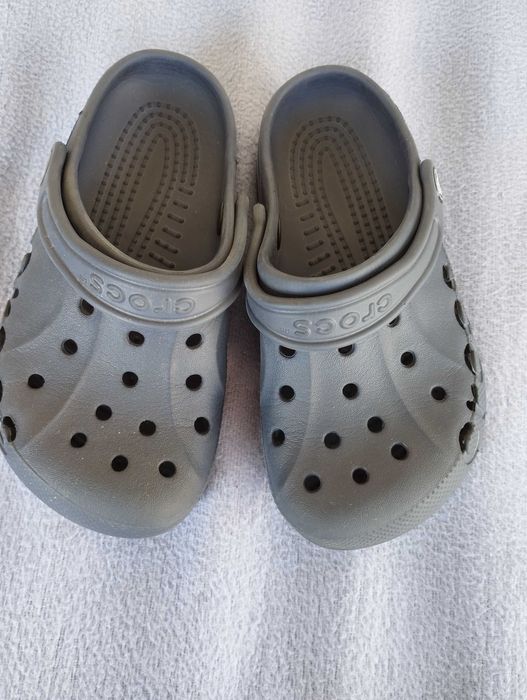 Летни Nike и Crocs номер 33/34.