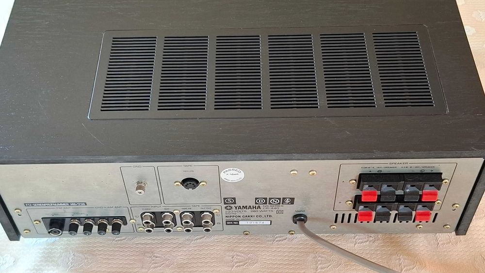 Yamaha CR-440 amplituner