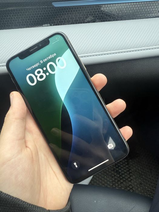 Продам айфон х и хс