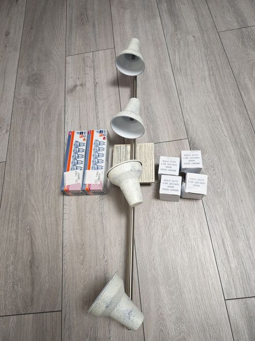 Plafoniera(bara spoturi) 4 spoturi i Eglo