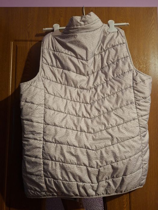 Vând Vestă Dama Mărimea XL
