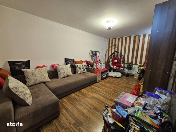 Apartament 3 camere Dristor Fizicienilor