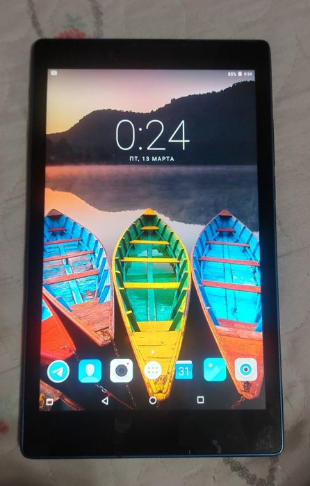 Planshetlar Sansung galaxy A6; Lenovo tab 3, 8