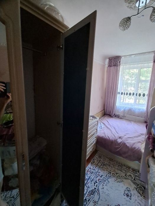 Шкаф плательный 4хдверный белый