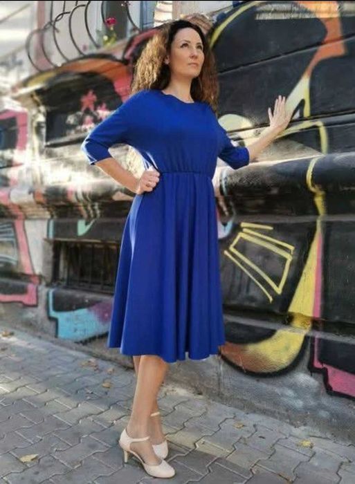 Красиви дамски рокли.