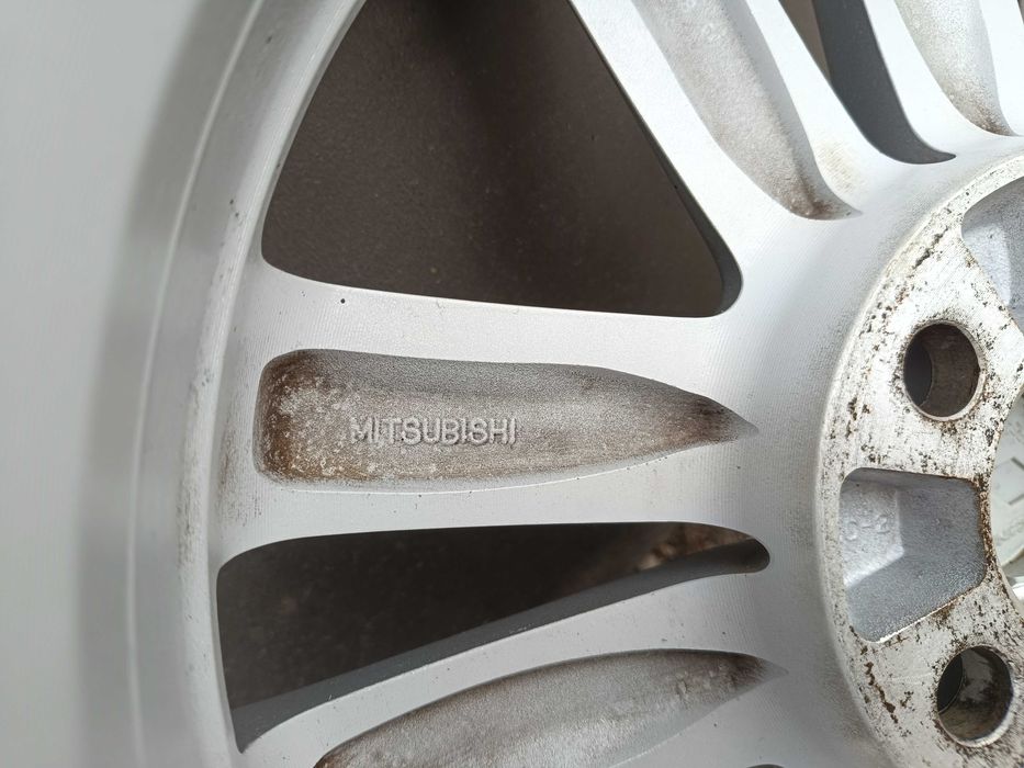 ОРИГИНАЛНИ джанти 17 ' 5x114,3 Mitsubishi Hyundai Mazda Kia 67,1 ET46