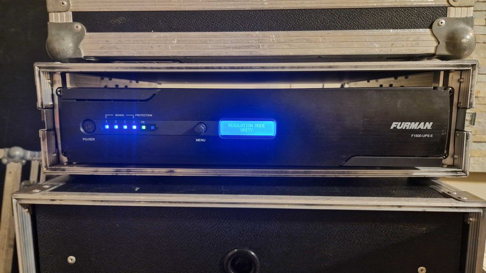 UPS Furman F1500 UPS-E