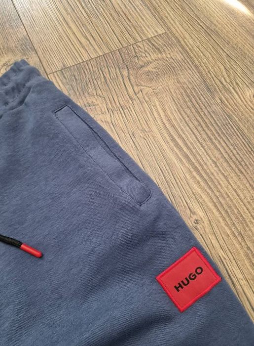 Страхотен мъжки спортен екип HB размер М