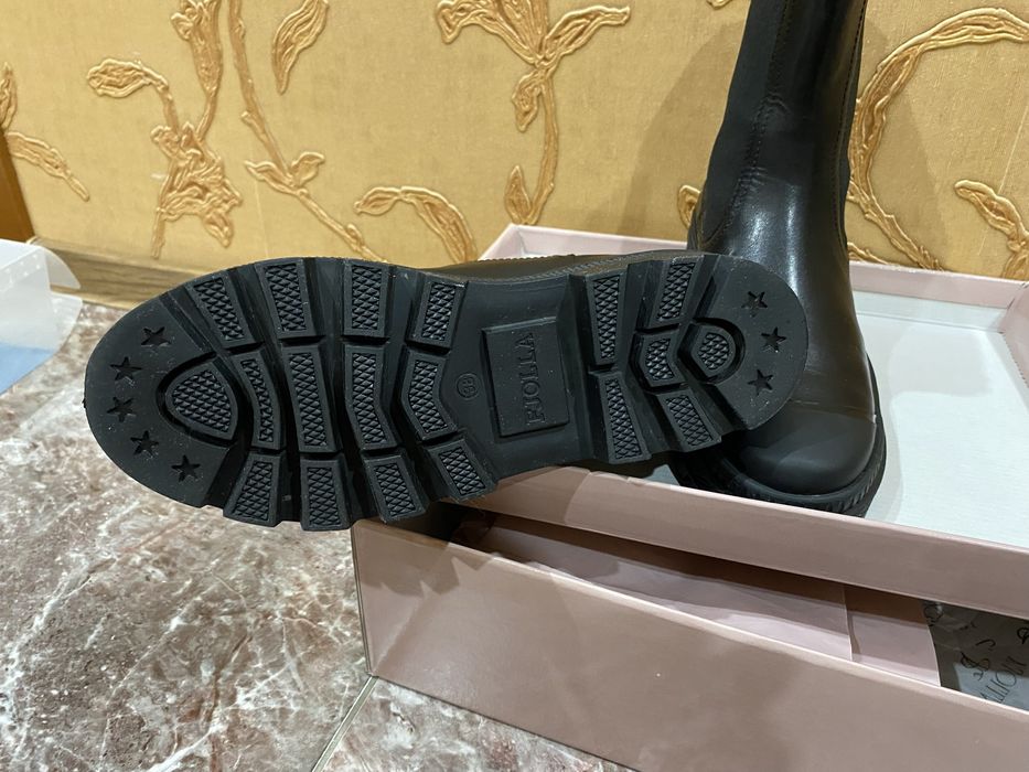 Продам итальянские ботинки Челси