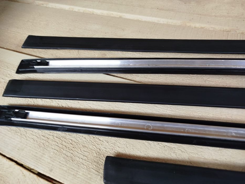 БМВ Е34/BMW E34 молдинги на двери комплект