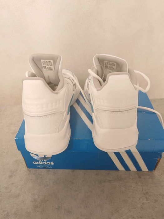 INCALTAMINTE Pantofi sport adidas gheata