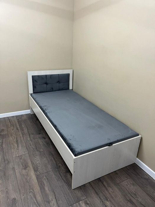 Односпальная кровать