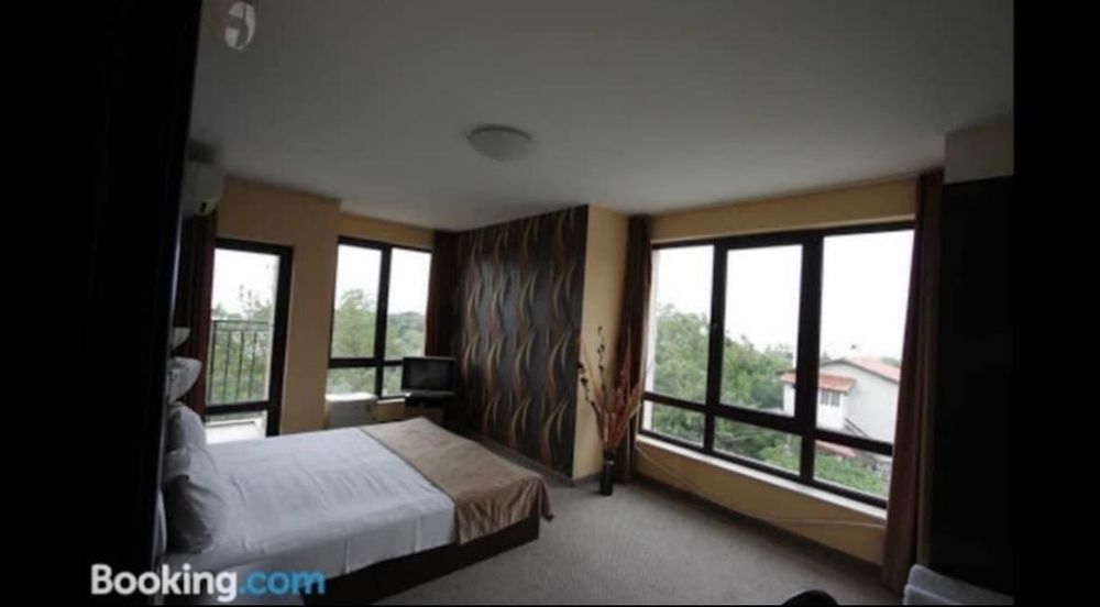 Къща за продажба