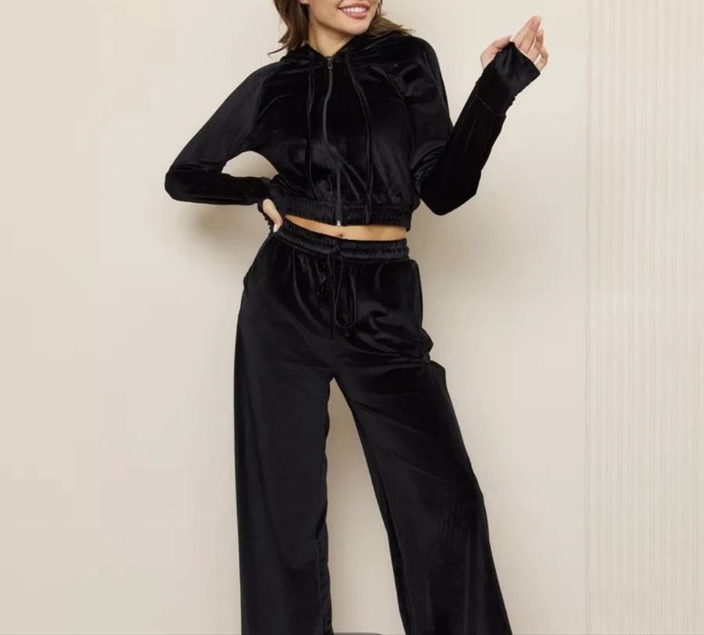 Велюровый костюм