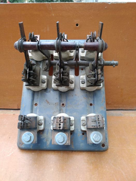 Рубильник советский