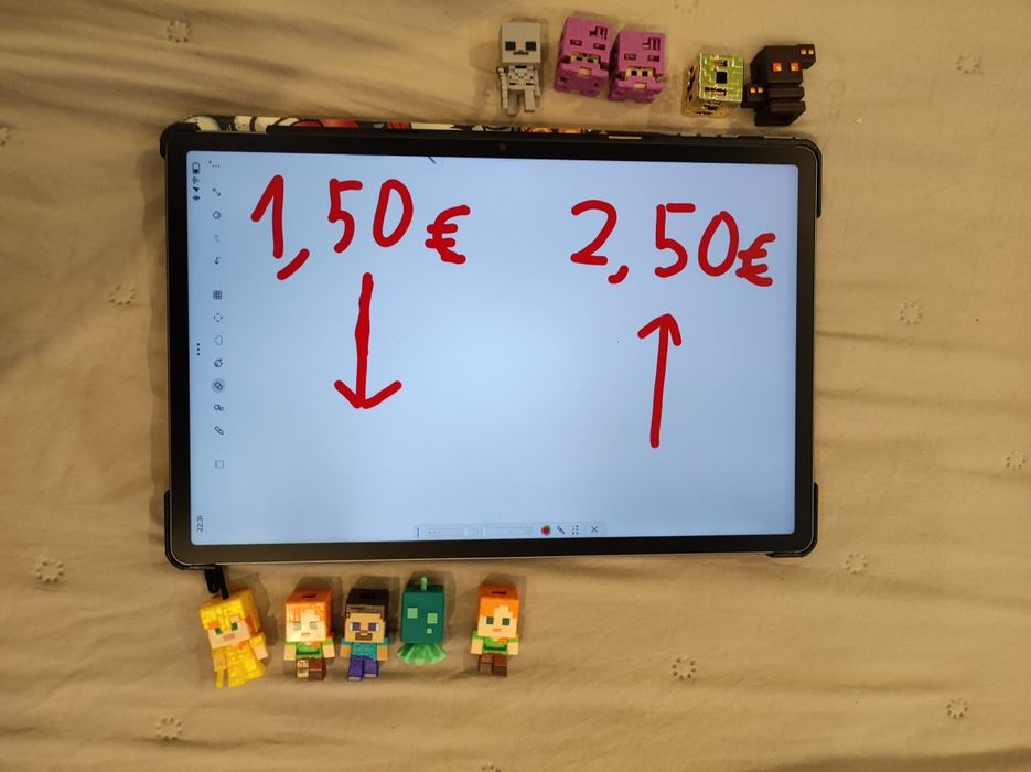 Kinder  JOY Minecraft фигури