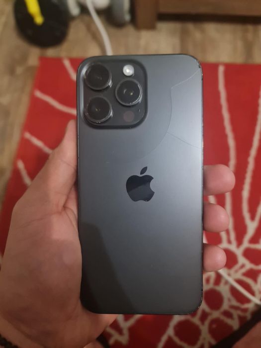 Iphone 15 pro max in stare buna
