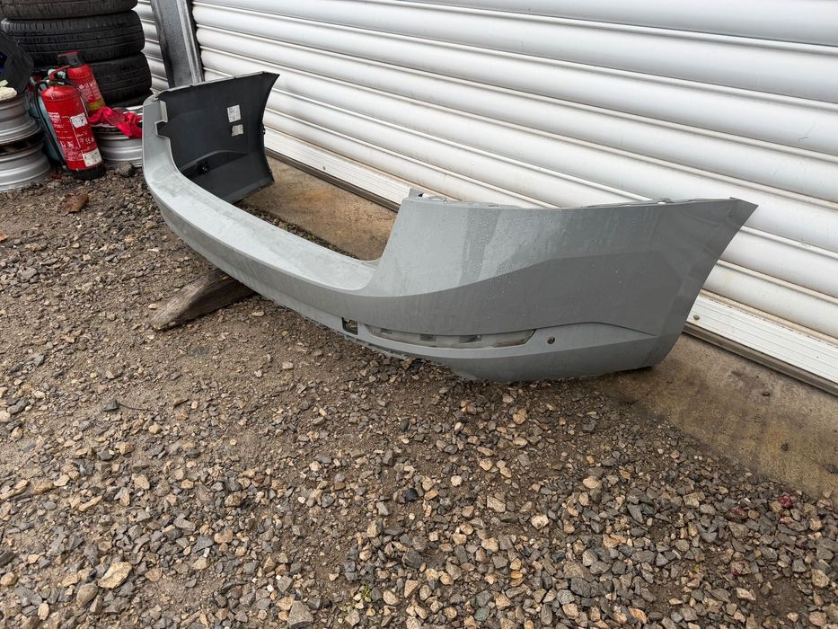 Задна броня за Skoda Superb (2015-2019)