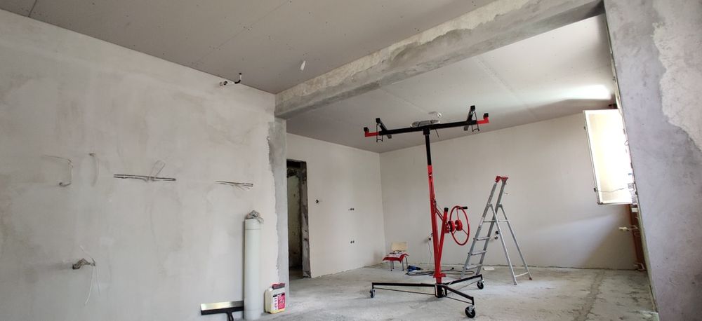 Повдигач, асансьор за гипсокартон ПОД НАЕМ