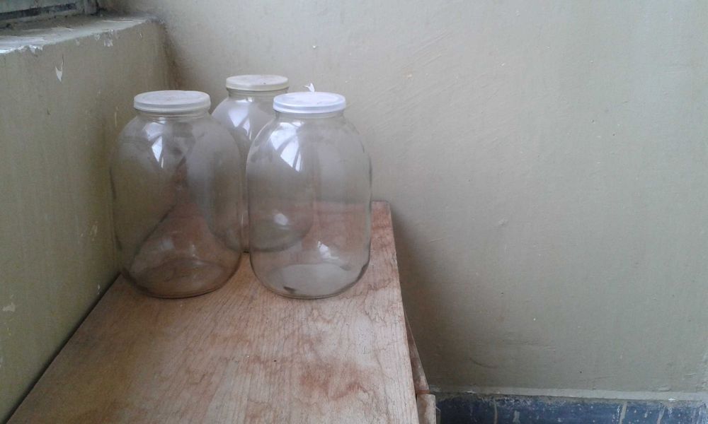 Стъклени буркани за зимнина