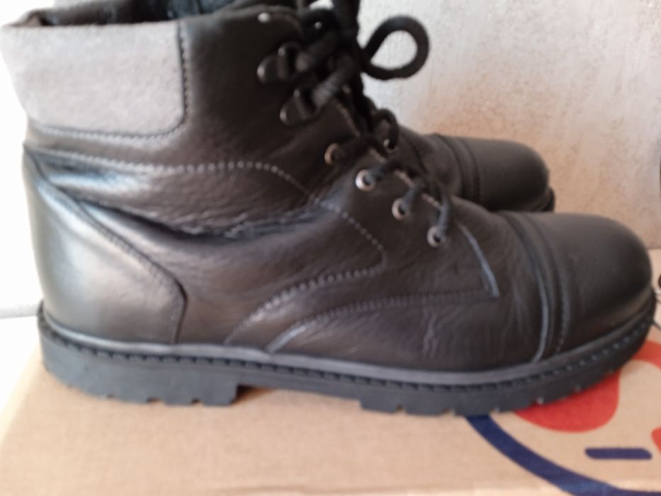 Ботинки демисезонные 40 р