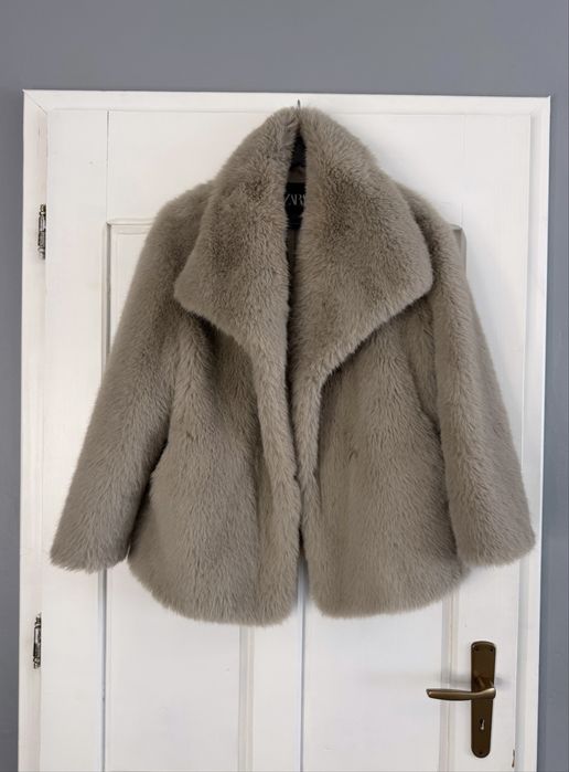 Пухкаво Яке Zara