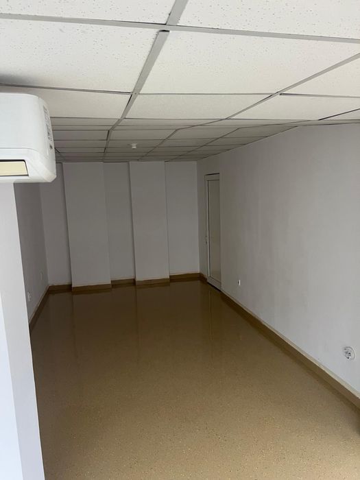 Spatiu comercial, bld. Siderurgistilor, 50 mp, 500€/luna