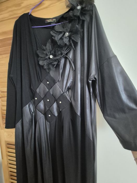 Vand rochita neagra noua