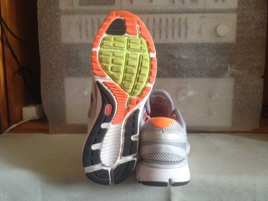 Adidasi Nike Lunarclipse