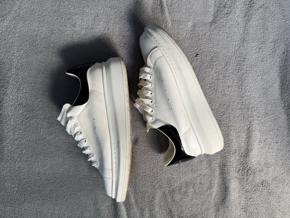 Alexander Mcqueen