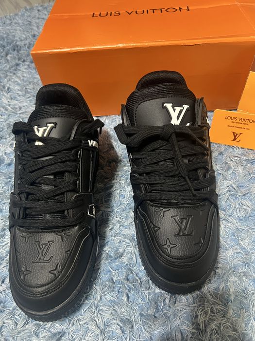 Vand papuci louis vuitton