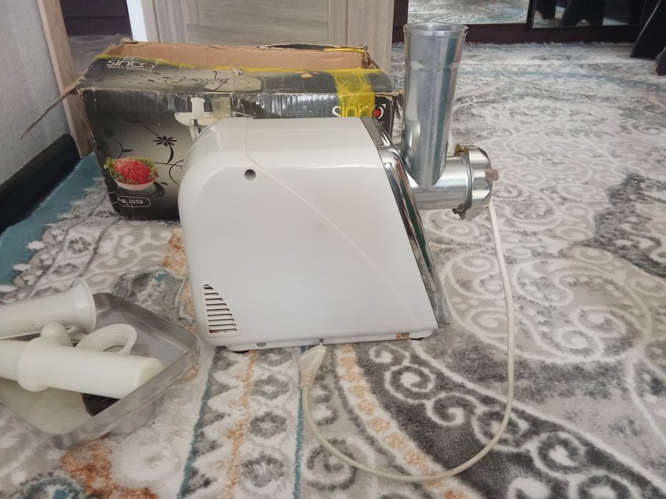 Продам мясорубку.