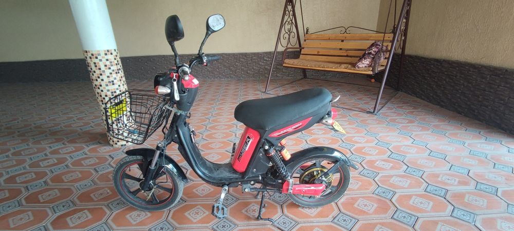 Скутер электрический