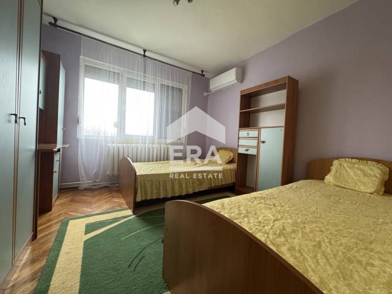 Дава се под наем Четиристаен апартамент в Силистра, Римска гробница - 102 кв.м за 248.88 € - Снимка #2