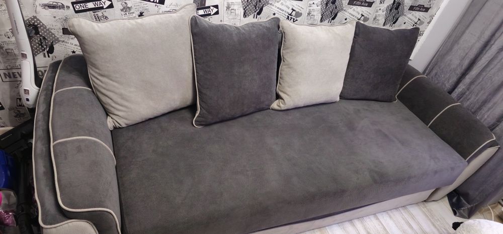 Vand canapea extensibila