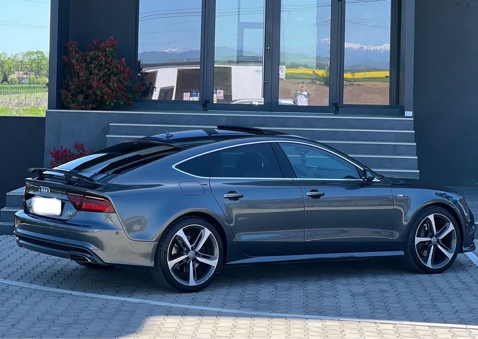Audi A7 An 2016 S-Line Full Option!