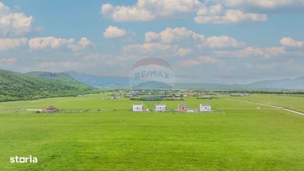 Comision 0 | Teren cu priveliște superbă | Glăjărie | Râșnov