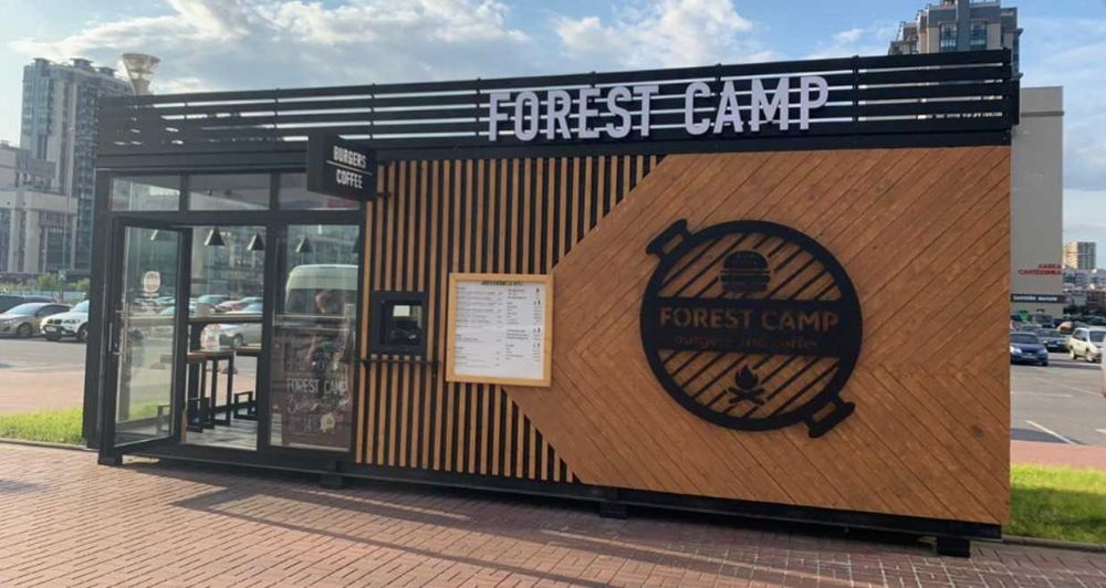 Будки разного вида.