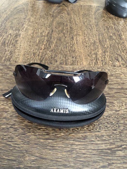 Солнцезащитные очки Prada