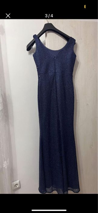 Официална рокля