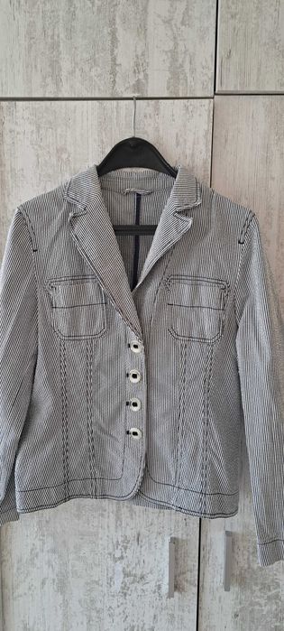 Дамски сака м размер