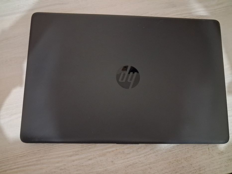 Noutbook  Sotiadi srochna