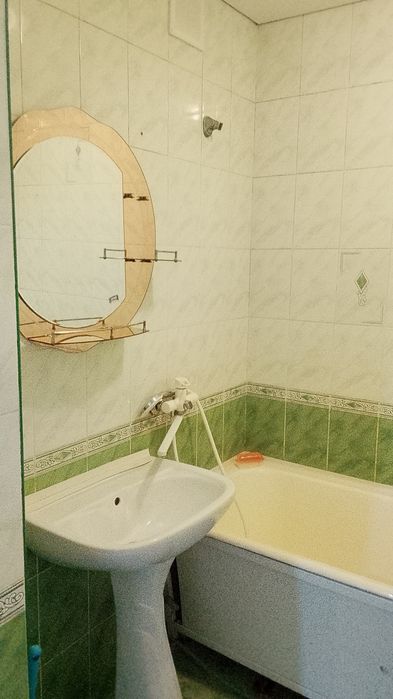 3 ком Командированным, Центр, все есть. 200 тыс за все.