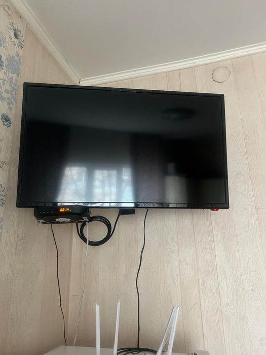 Телевизор Elenberg