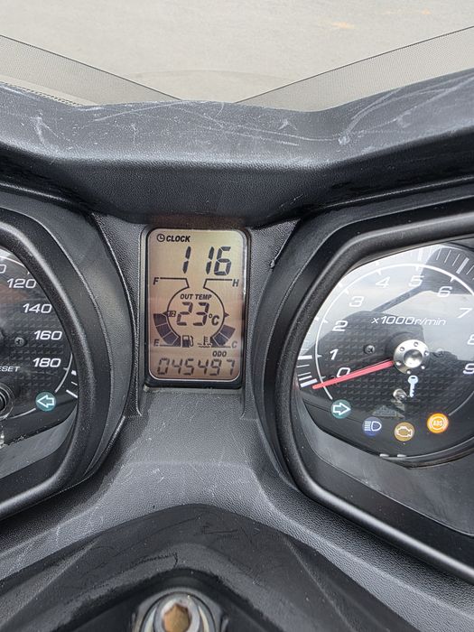 Yamaha X-Max (YP400RA)