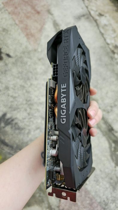 Placă video Gigabyte NVIDIA