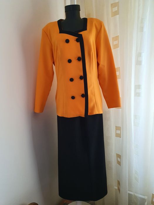 Compleu de dama fusta +sacou