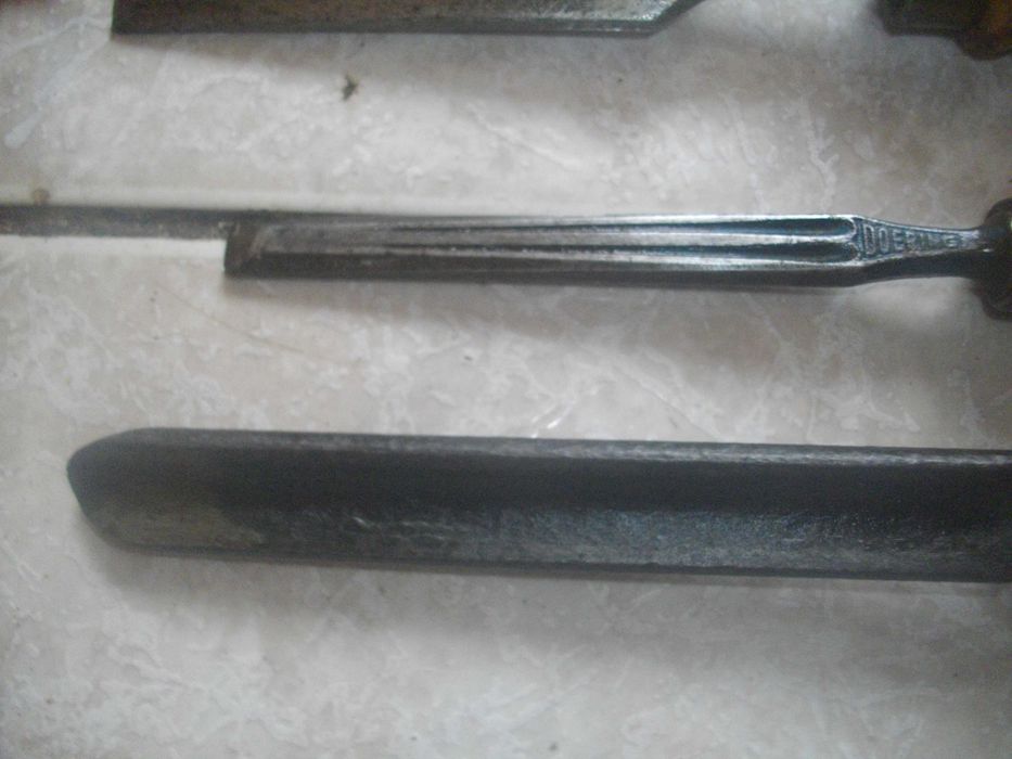 12 бр. Ръчно Дърводелско Длето-Проф-За Струг,Дърворезба-Старо Качество