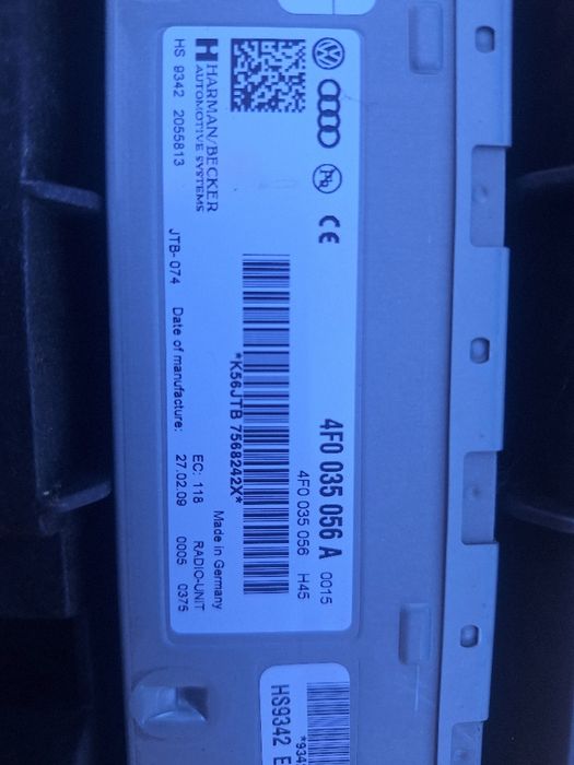 Unitate radio Audi A4,A5,A6,Q3,Q5 cod 4F0 035 053 B sau A 056 A sau B